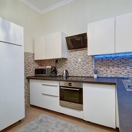 Buda Center Apartment Budapest Luaran gambar