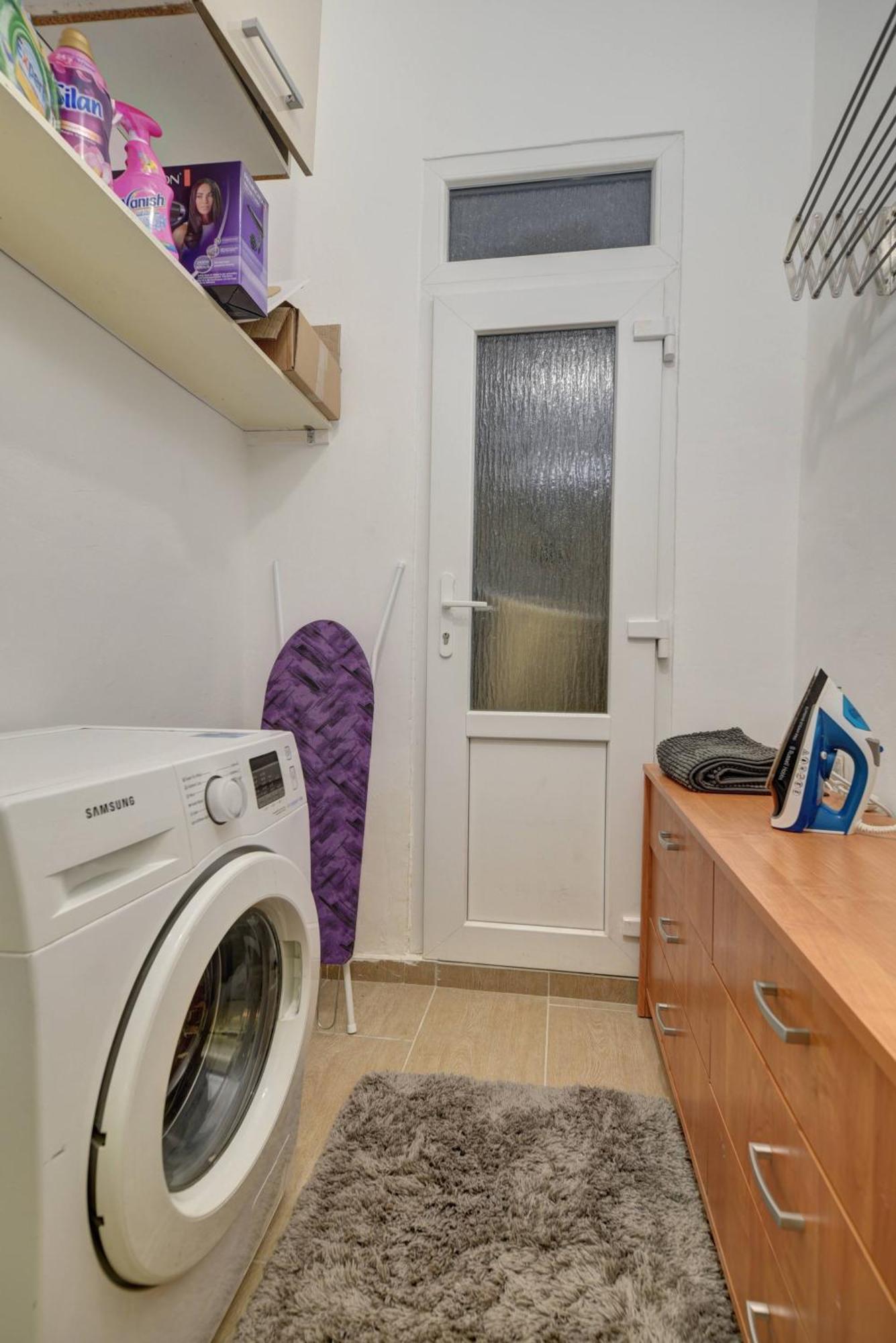 Buda Center Apartment Budapest Luaran gambar